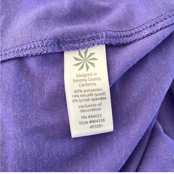 Bundle 3 pc T-Shirt Harley-Davidson Calvin Klein Jeans and Athleta - Picture 11 of 11